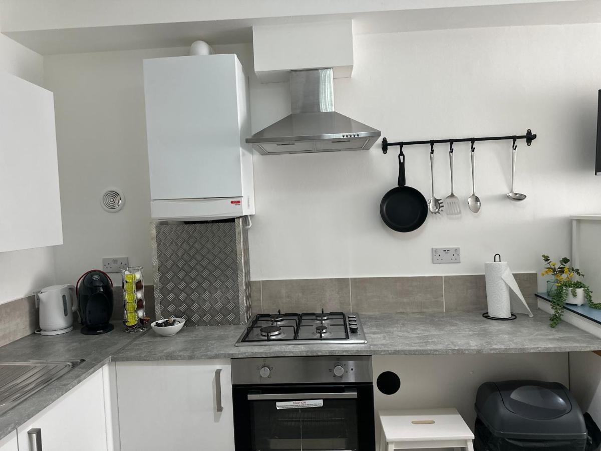 High Barnet Studio Flat Exterior photo